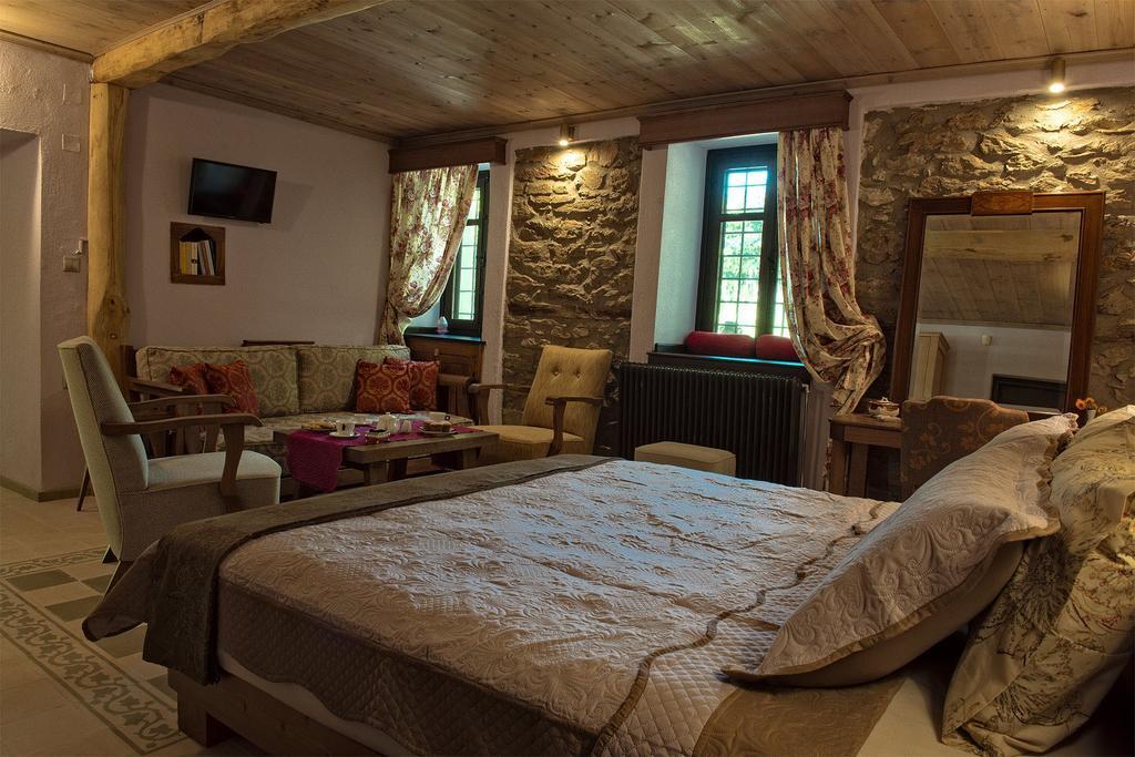 Αrnica Montana Hotel ซาการาดา ภายนอก รูปภาพ
